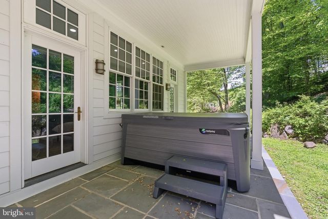 959 GARRETT MILL RD, Newtown Square, PA 19073
