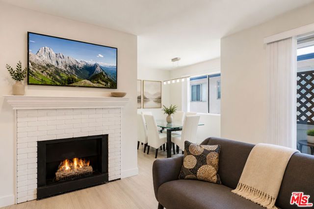 404 San Vicente Boulevard 204, Santa Monica, CA 90402