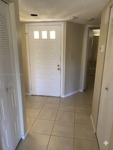 1033 Coral Club Dr 1033, Coral Springs, FL 33071