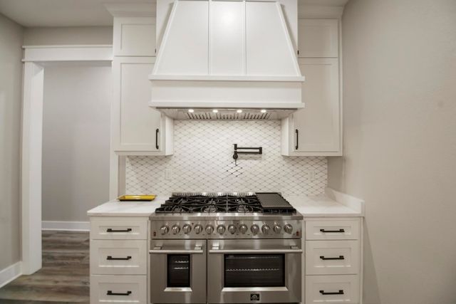 800 Stone Chimney Rd, Bullard, TX 75757
