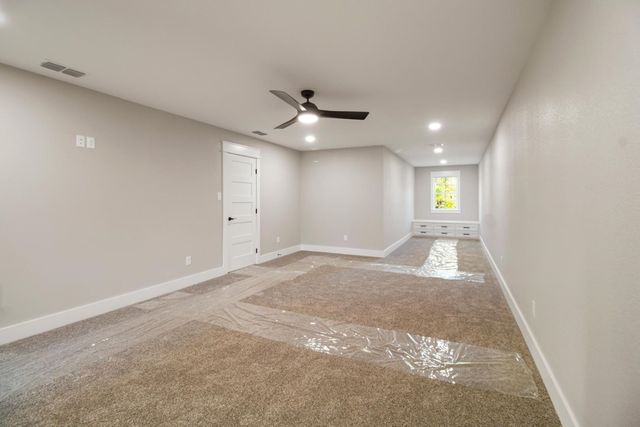 800 Stone Chimney Rd, Bullard, TX 75757