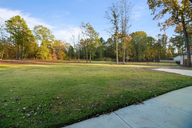 800 Stone Chimney Rd, Bullard, TX 75757