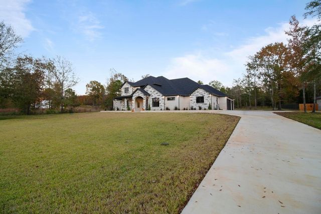 800 Stone Chimney Rd, Bullard, TX 75757