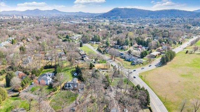 2241 Brambleton AVE, Roanoke, VA 24015