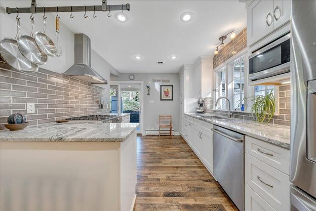 2241 Brambleton AVE, Roanoke, VA 24015