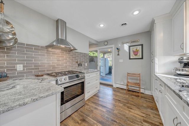 2241 Brambleton AVE, Roanoke, VA 24015