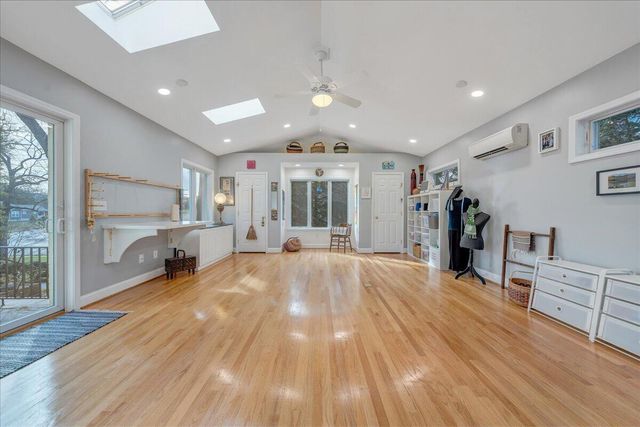 2241 Brambleton AVE, Roanoke, VA 24015