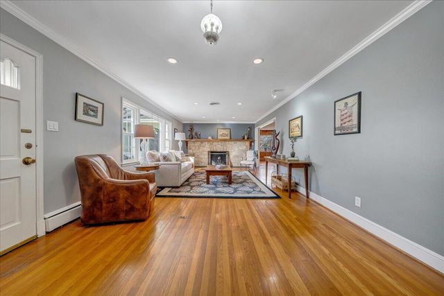 2241 Brambleton AVE, Roanoke, VA 24015