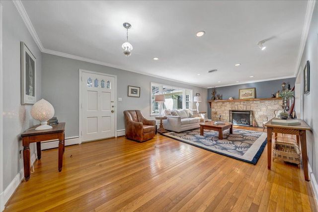 2241 Brambleton AVE, Roanoke, VA 24015