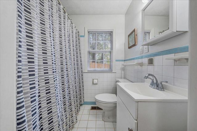 2241 Brambleton AVE, Roanoke, VA 24015