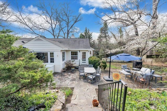 2241 Brambleton AVE, Roanoke, VA 24015