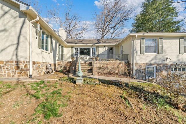 2241 Brambleton AVE, Roanoke, VA 24015