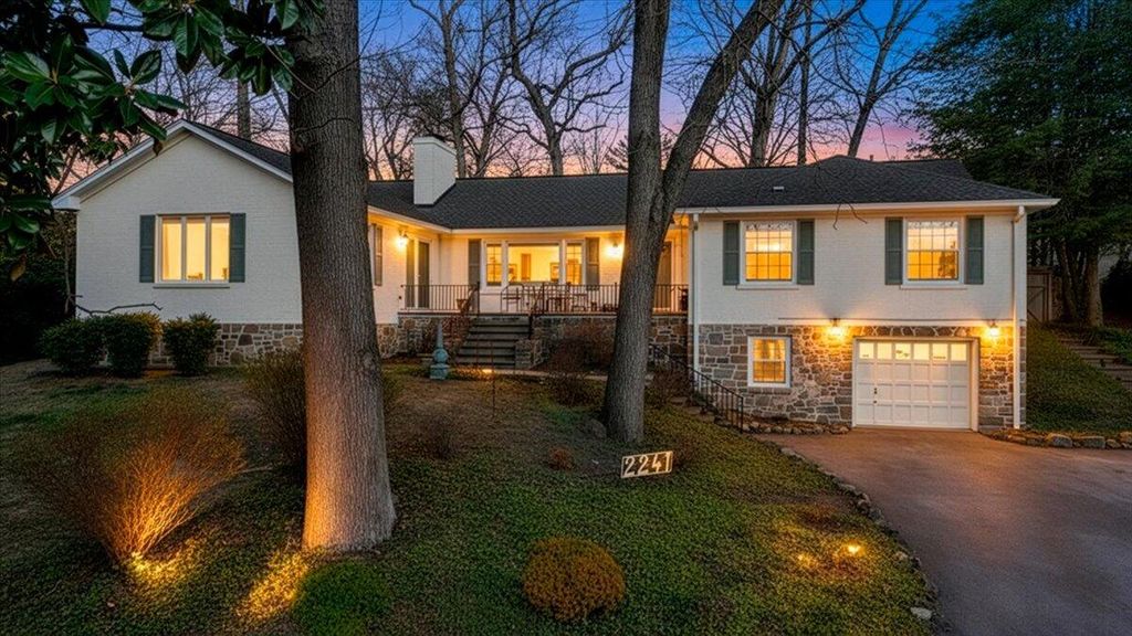 2241 Brambleton AVE, Roanoke, VA 24015