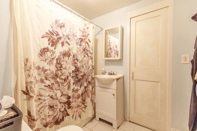 12 Wilder Street, Peterborough, NH 03458
