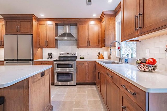 2760 Red Oak Circle C5, Bethlehem City, PA 18017