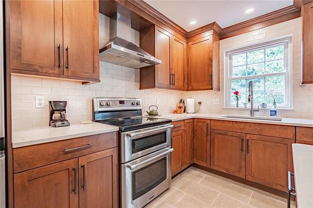 2760 Red Oak Circle C5, Bethlehem City, PA 18017