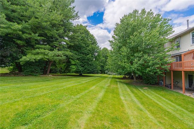 2760 Red Oak Circle C5, Bethlehem City, PA 18017