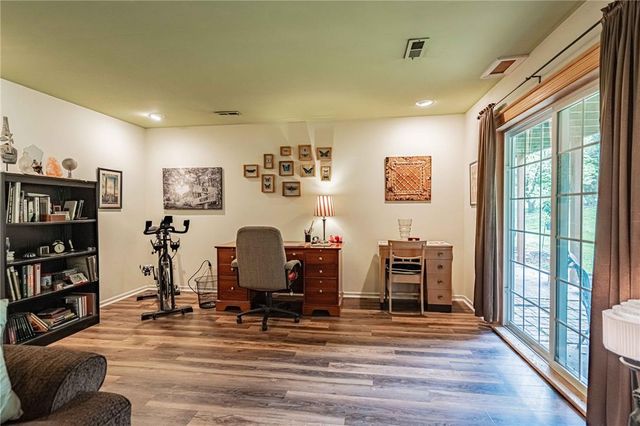 2760 Red Oak Circle C5, Bethlehem City, PA 18017