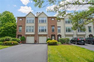 2760 Red Oak Circle C5, Bethlehem City, PA 18017