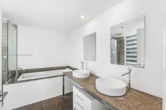 495 Brickell Avenue 3311, Miami, FL 33131
