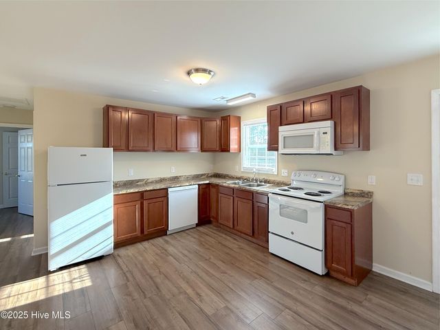 4876 Loop Road, Scranton, NC 27875