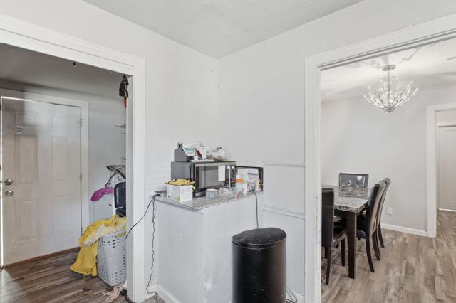 4014 Kostner, Dallas, TX 75216