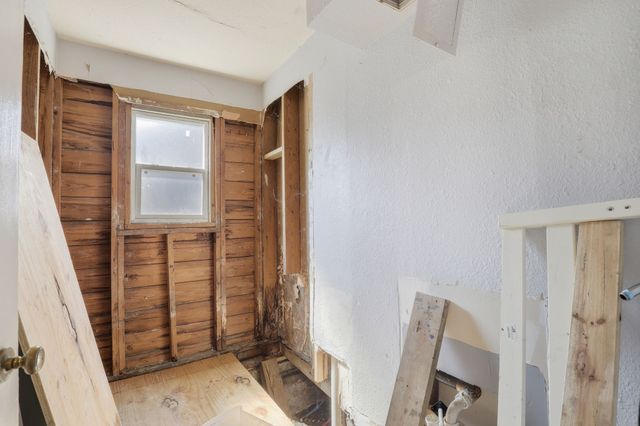 4014 Kostner, Dallas, TX 75216