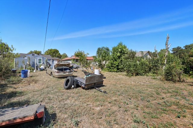 4014 Kostner, Dallas, TX 75216