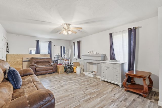 4014 Kostner, Dallas, TX 75216