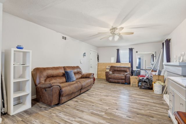 4014 Kostner, Dallas, TX 75216