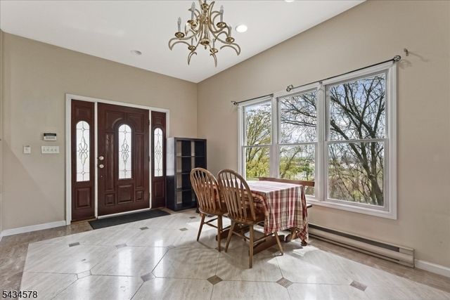 17 Albanese Rd, Haledon Boro, NJ 07508