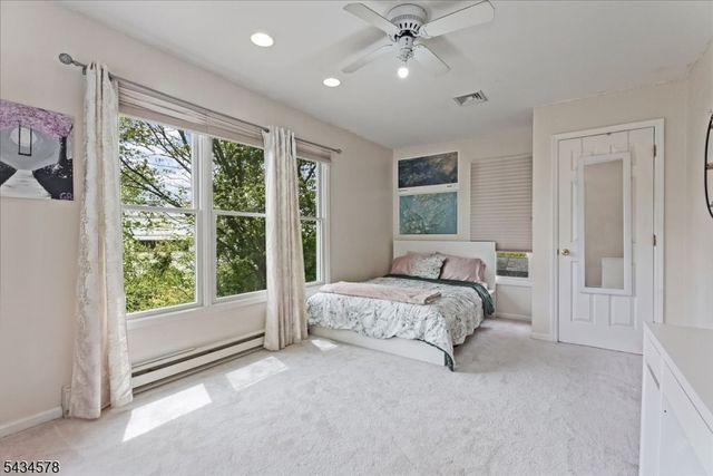 17 Albanese Rd, Haledon Boro, NJ 07508