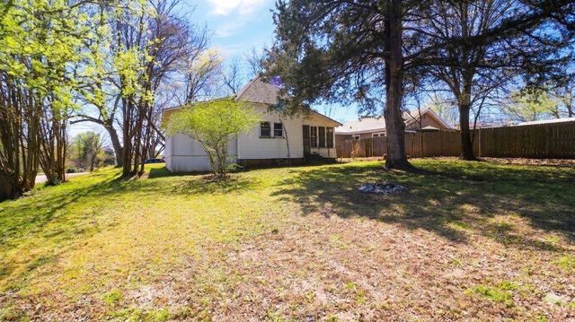 219 E Jordan Street, Grand Saline, TX 75140
