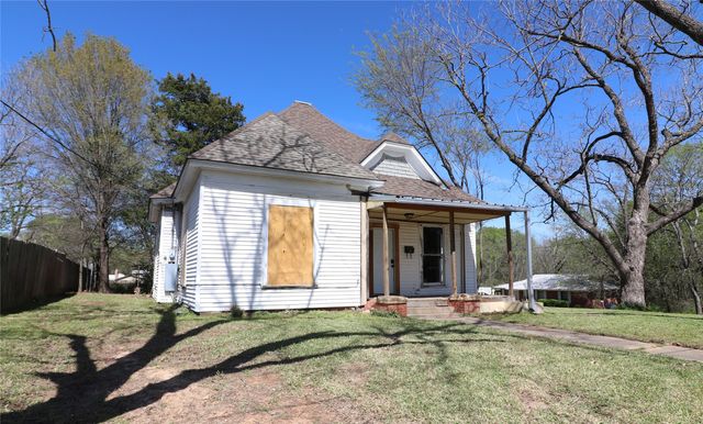 219 E Jordan Street, Grand Saline, TX 75140
