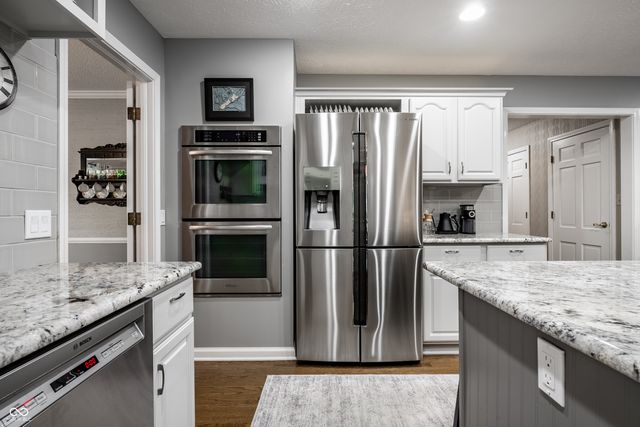 1711 Wood Valley Drive, Carmel, IN 46032