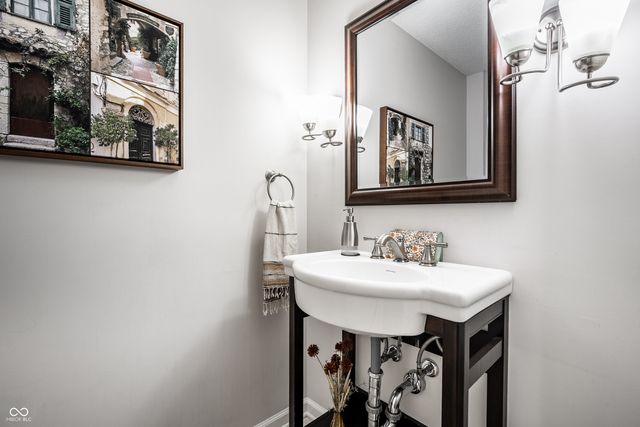 1711 Wood Valley Drive, Carmel, IN 46032