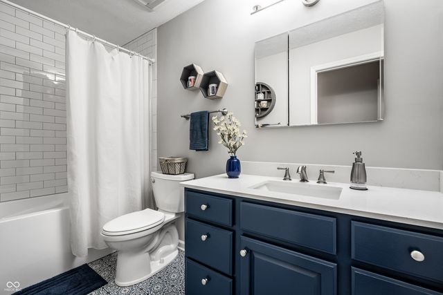 1711 Wood Valley Drive, Carmel, IN 46032