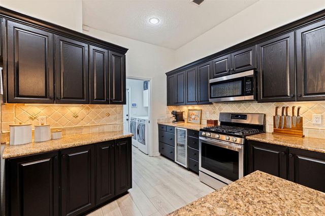15932 ELLSWORTH DRIVE, Tampa, FL 33647