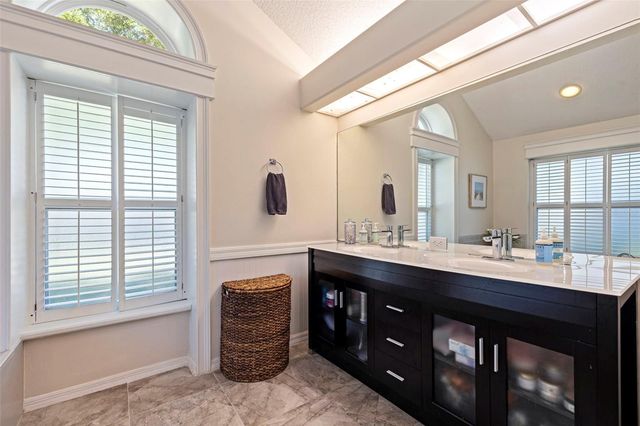 15932 ELLSWORTH DRIVE, Tampa, FL 33647