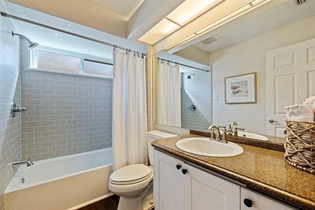 15932 ELLSWORTH DRIVE, Tampa, FL 33647