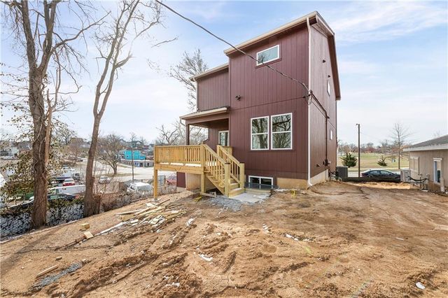 1114 Armstrong Avenue, Kansas City, KS 66102