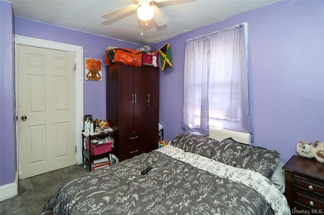 110 E Roosevelt Avenue, Roosevelt, NY 11575