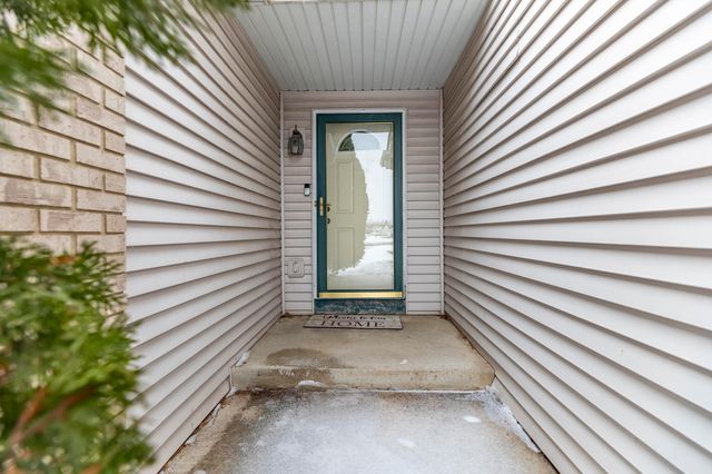 990 W 87th Avenue, Merrillville, IN 46410