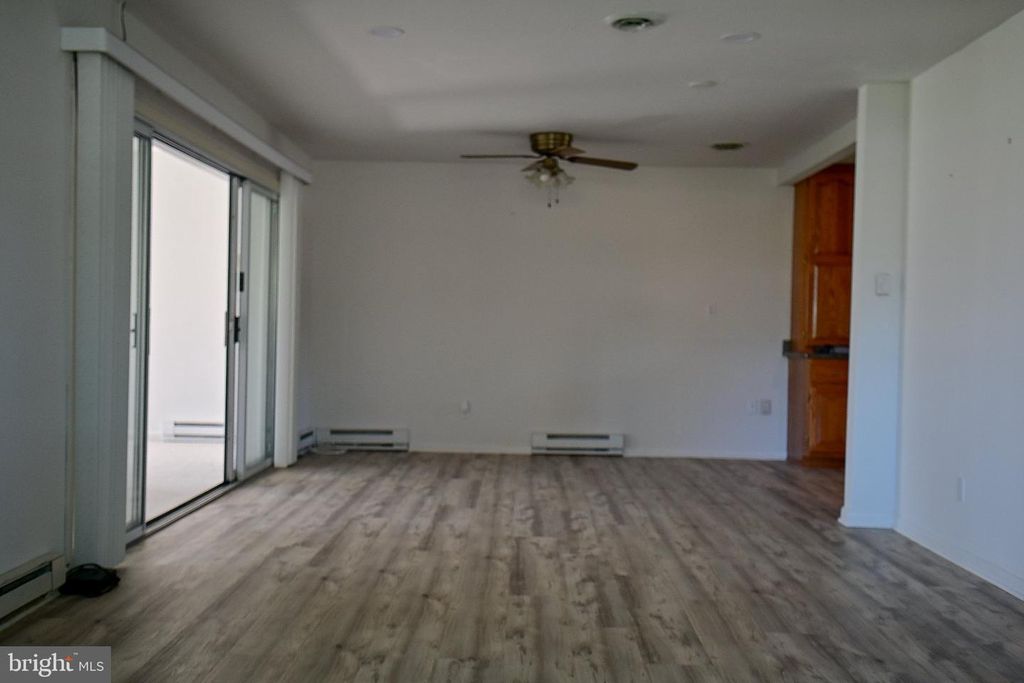 Image 21 of property listing at 531 ECKHART DR, Joppa, MD 21085