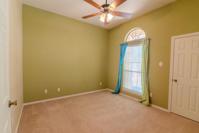 6014 Brenhaven Road, Arlington, TX 76017