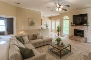 6014 Brenhaven Road, Arlington, TX 76017