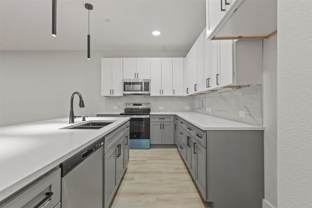 4323 Fayetteville Avenue, Rowlett, TX 75089