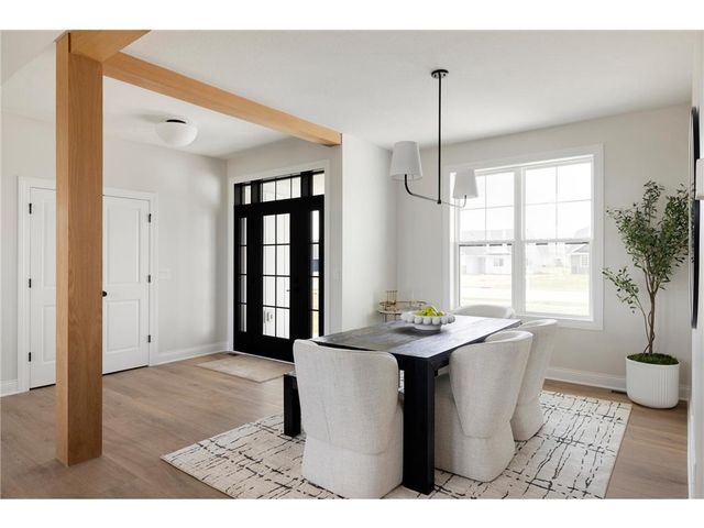 610 Field Point Street, Roberts, WI 54023