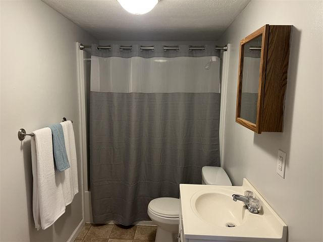 12561 S Sand Beach Drive, Grant, MI 49327