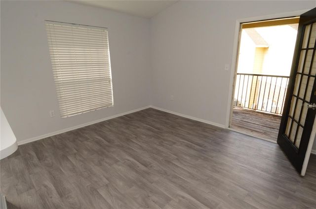 8641 FANCY FINCH DRIVE 202, Tampa, FL 33614